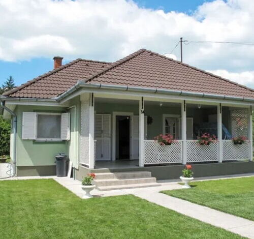 Egri Apartmanház Balatonfenyves 