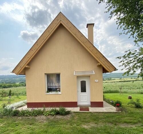 Eiross Apartmanház Tamási 