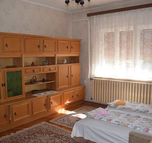 Erzsi Mamó Apartman Szentbékkálla 