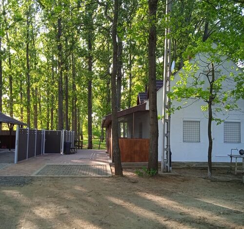 Eszkinor Apartmanok Tiszafüred 