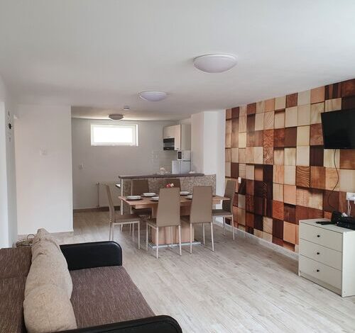 Família Apartman Cserkeszőlő 