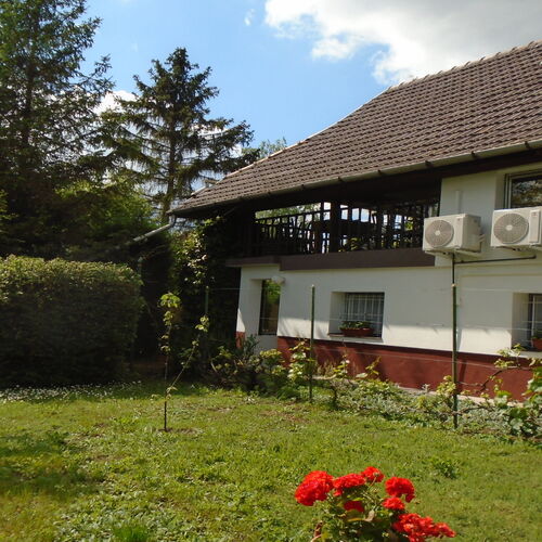 Family Apartman Berekfürdő