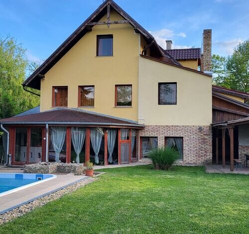 Fáradt Vándor Vendégház Domonyvölgy 