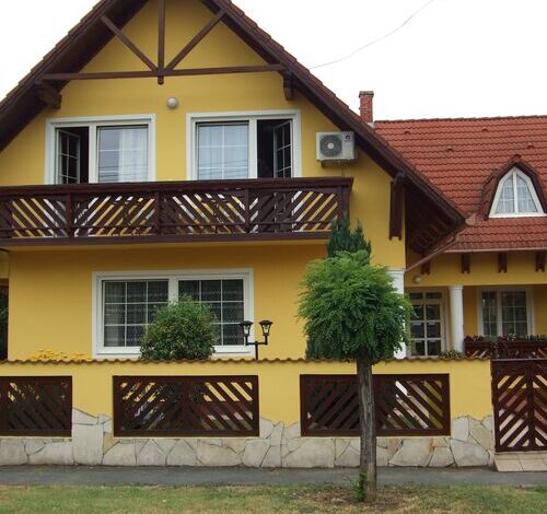 Fitos Villa Balatonlelle 