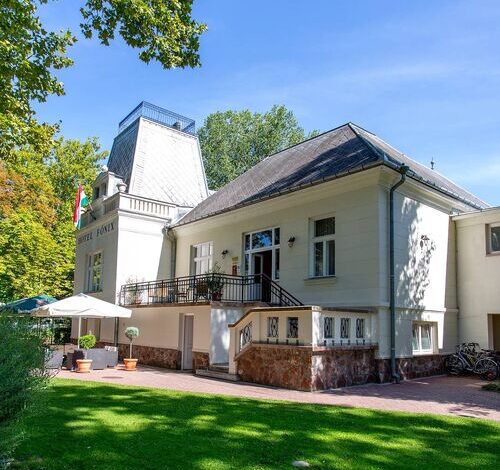 Főnix Hotel Balatonföldvár 