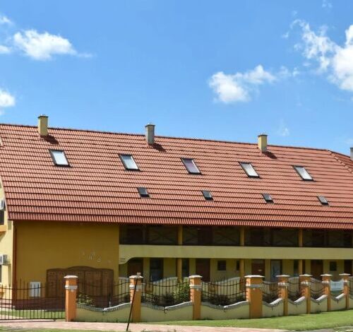 For me Apartman Gyula 