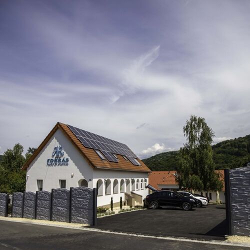 Forrás Panzió és Apartman Orfű