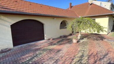 Fügefa Apartman Balatonmáriafürdő 