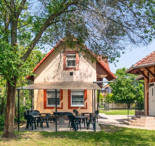 Fürdő Apartman Cserkeszőlő 