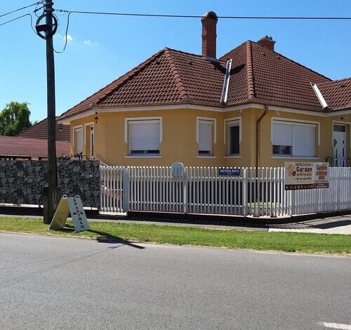 Garden Apartmanház 1 Hajdúszoboszló 