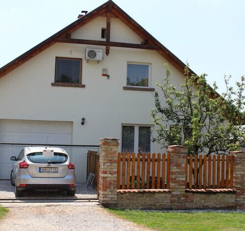 Gesztenye Apartman Balatonboglár 