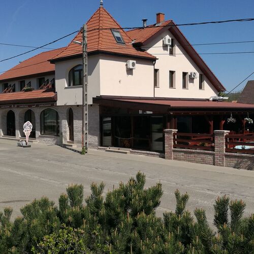 Gondola Panzió és Étterem Pilisvörösvár