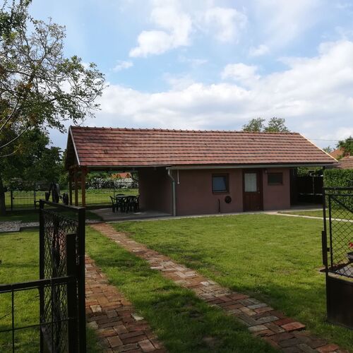 Gyöngyház Apartman Tiszafüred