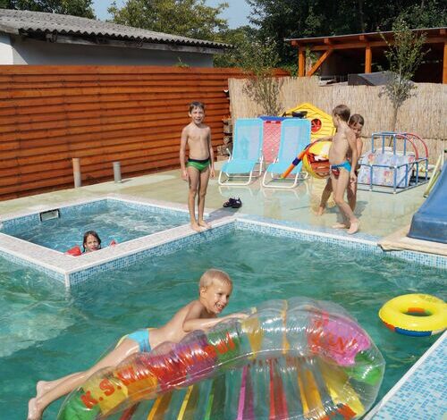 Hacienda Medencés & Gyermekkertes Vendégház Balatonboglár 