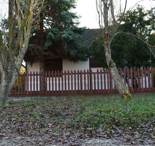 Halászsas PihenőPorta Sarud 