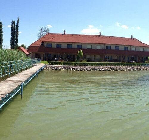 Hársas Apartmanház Balatonboglár 