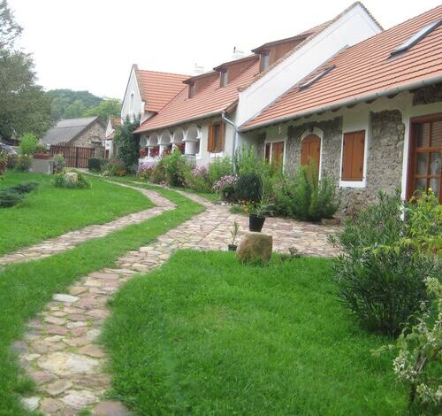 Hársfa Apartmanház Salföld 