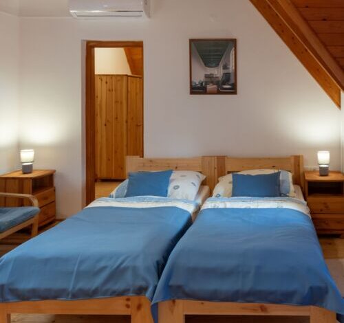 Ház az Élő Vízhez Ifjúsági Üdülő Tivadar 