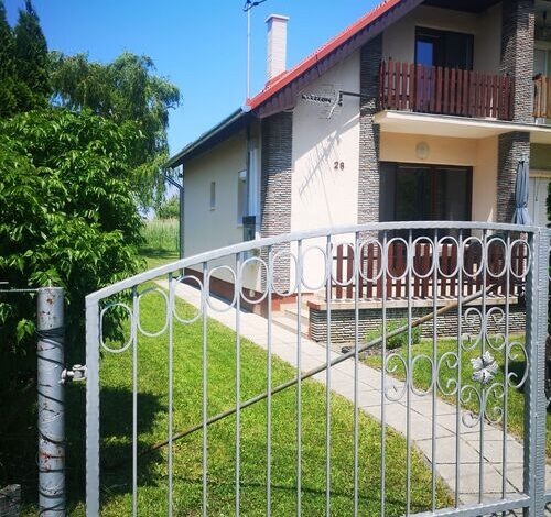 Hohl Nyaraló Balatonmáriafürdő 