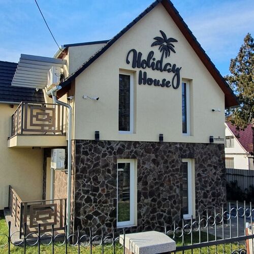 Holiday House Apartman Berekfürdő