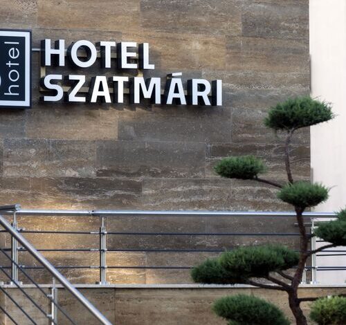 Hotel Szatmári & Étterem Jászberény 