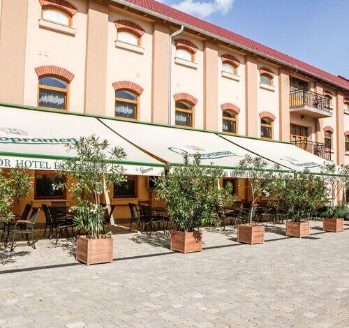 Hunor Hotel és Étterem Vásárosnamény 