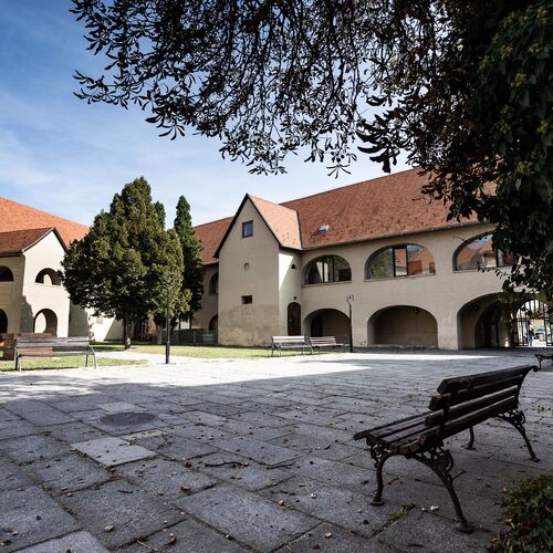 Huszárvár Hotel Kastélyszálló Szerencs