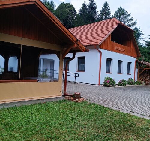 HutaVölgye Vendégház Háromhuta 