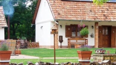 Inczédi Tanya Ladánybene 