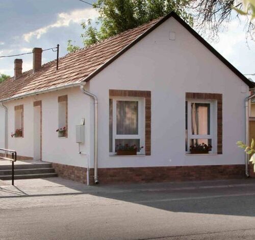 Írisz Apartmanház Mórahalom 