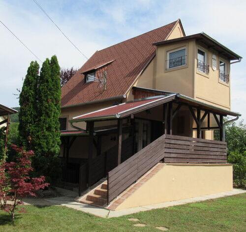 Írisz Nyaraló Révfülöp 