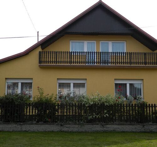 István Ház Balatonkeresztúr 