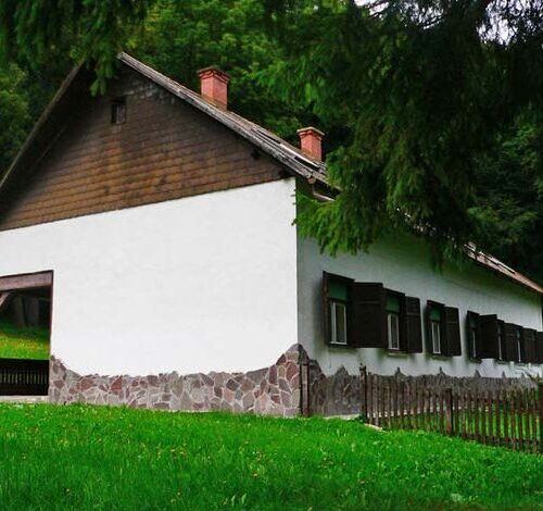 Jávorkút Étterem és Panzió Lillafüred 