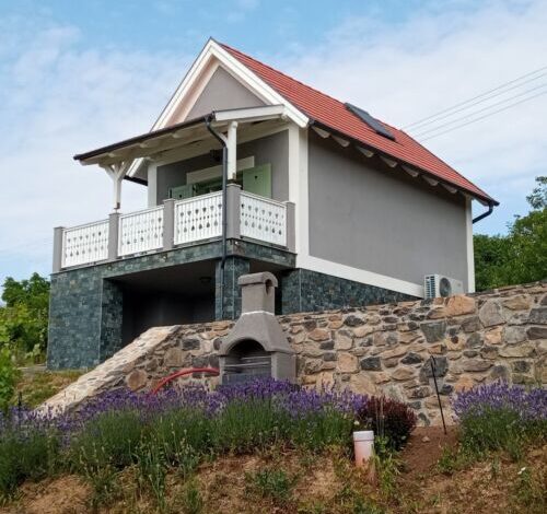 KŐKAPU Présház Raposka 