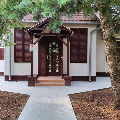 KONTI KLUB Vendégház Tiszaörs – Fürdő