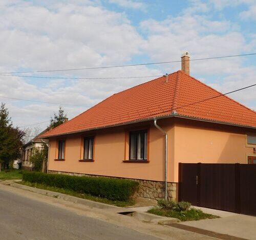 Kápolnás Vendégház Báta 
