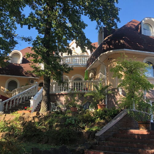 Káptalan Vendégház Balatonalmádi