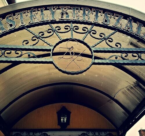 Kastélykert Apartman Gyula 