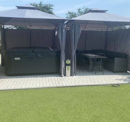 Kék Hold Apartmanház Halmaj 