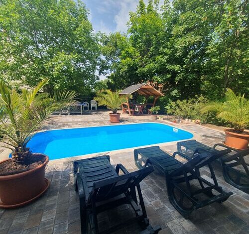 Kilátó Apartmanház Balatonföldvár 