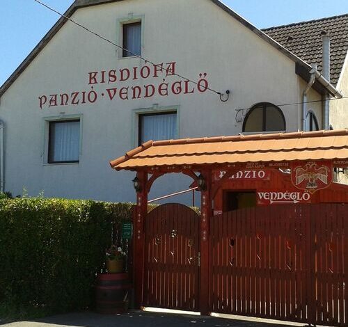 Kisdiófa Panzió és Vendéglő Vajdácska 