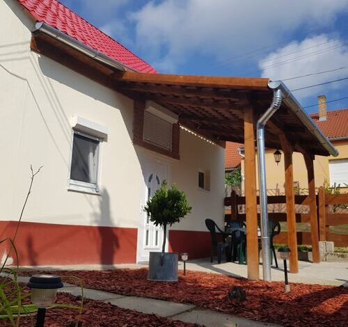 Kisház Üdülőház Bár  