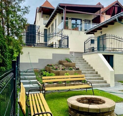 Kiss-Henezi Guest House Keszthely 