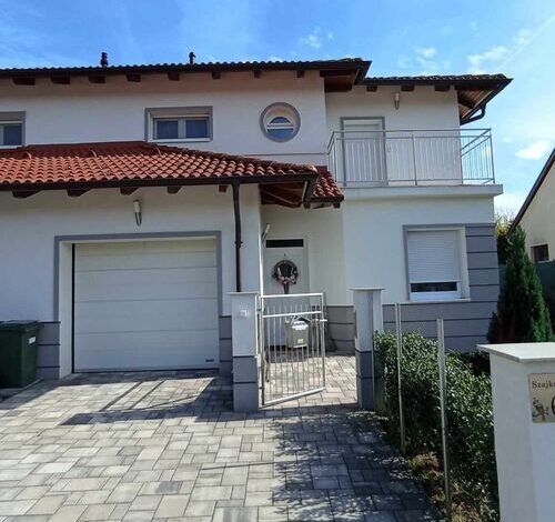 Klau & Bali Apartmanház Sopron 