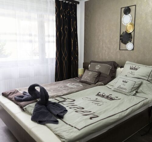 Komló Szíve Apartman **** Komló 