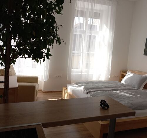 Korvin Plus Apartman Pápa 