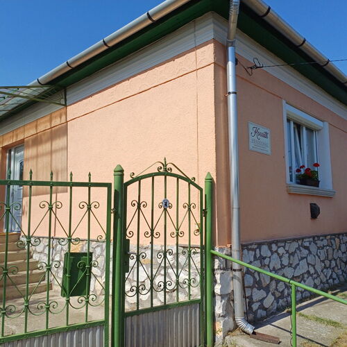 Kossuth Vendégház Cserépfalu