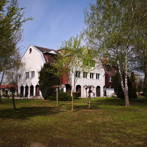Laguna Panzió Gárdony