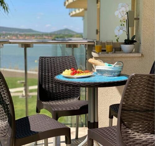 Laura Apartman Velence 