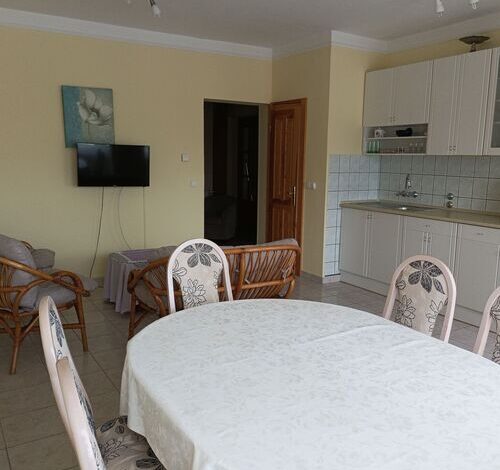 Lázár Apartmanok Hévíz 